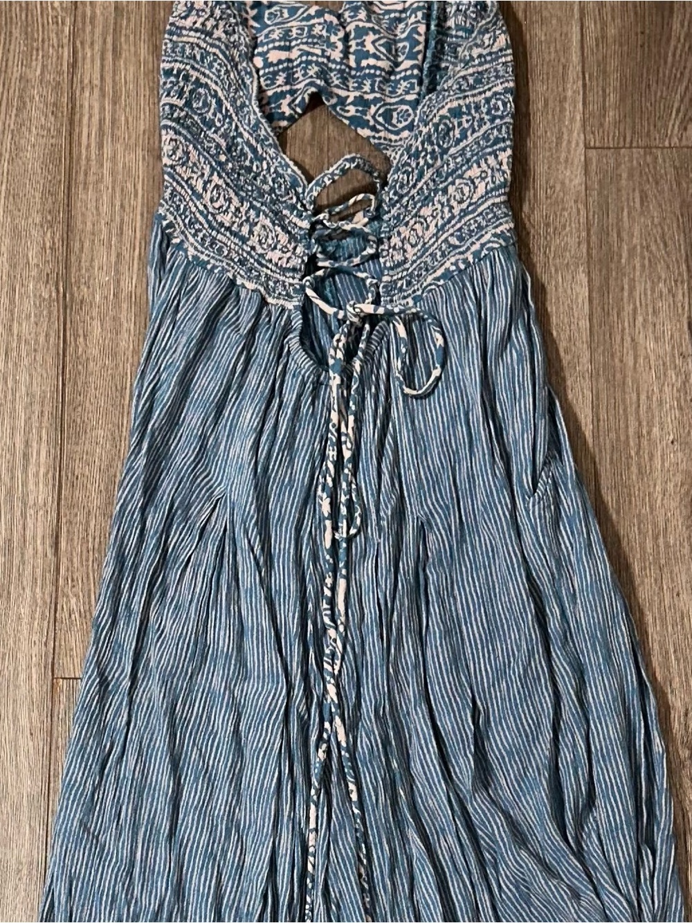 Free People Crystal Bay Jumpsuit Wide Leg Open Tied Halter Patterned BOHO - Picture 9 of 12